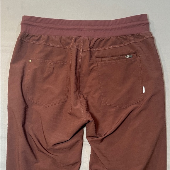 Vuori Women’s Jogger Pants Dusty Rose Mauve Size Large Flawed - Picture 9 of 10